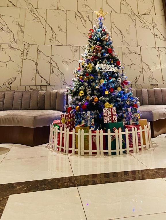 Tms Pullman Hotel, Can Ho Sieu Sang, Truc Dien Bien Куїнон Екстер'єр фото