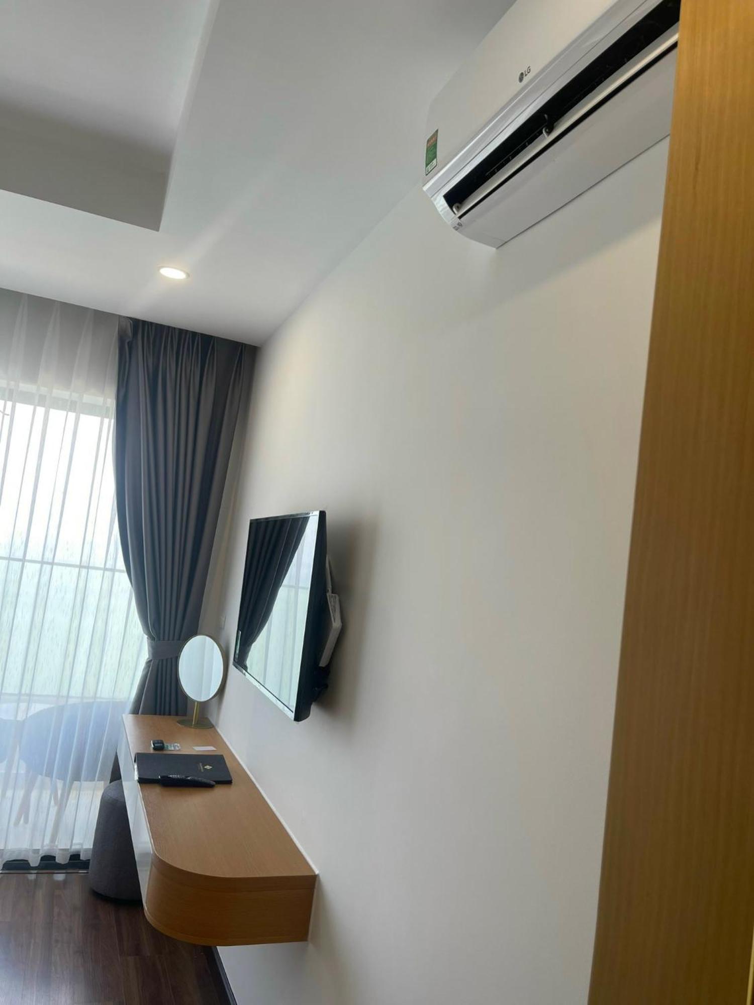 Tms Pullman Hotel, Can Ho Sieu Sang, Truc Dien Bien Куїнон Екстер'єр фото